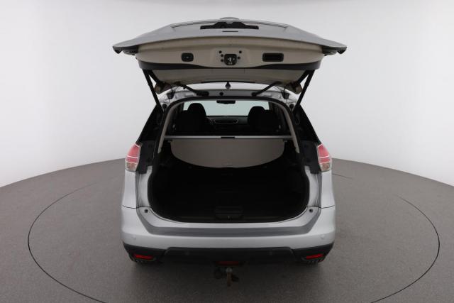 Nissan X-Trail image 8