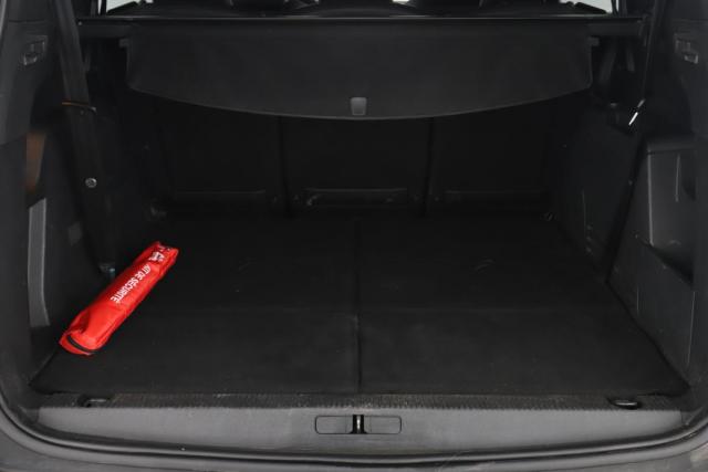 Peugeot 5008 image 8