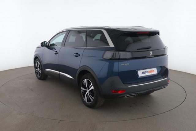 Peugeot 5008 image 1