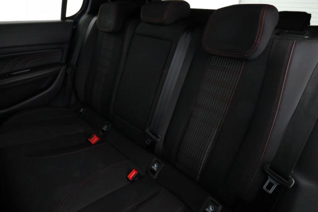 Peugeot 308 image 6