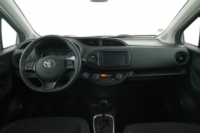 Toyota Yaris image 6