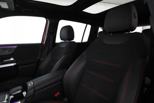 Mercedes Benz Glb image 4