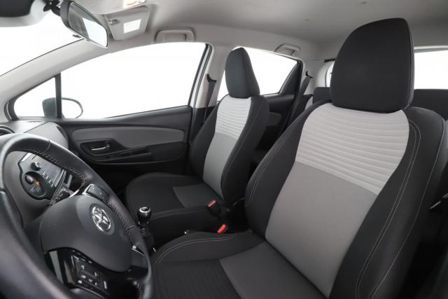 Toyota Yaris image 5