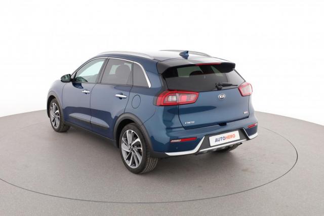Kia Niro image 6