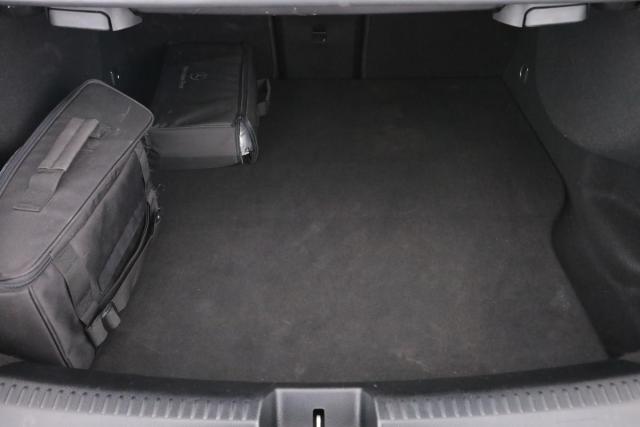 Mercedes Benz Cla image 1