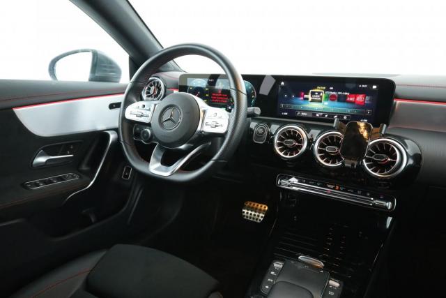 Mercedes Benz Cla image 4