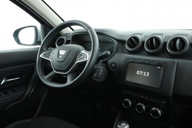 Dacia Duster image 3