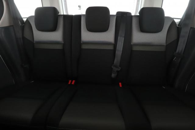 Renault Kangoo image 8