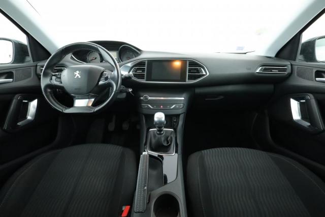 Peugeot 308 image 1