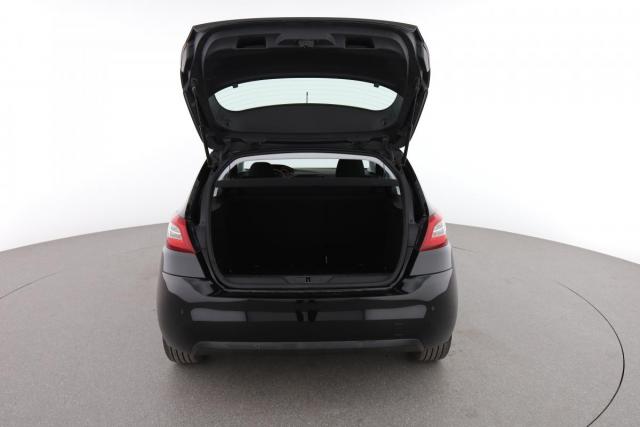 Peugeot 308 image 2