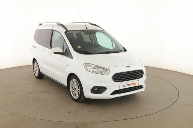 Ford Tourneo image 1