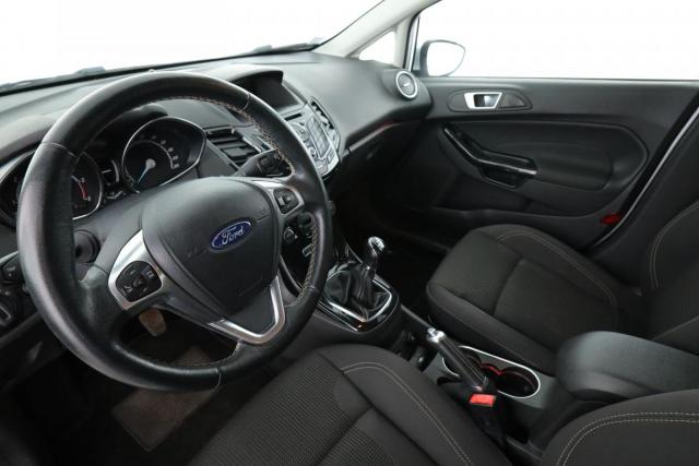 Ford Fiesta image 5