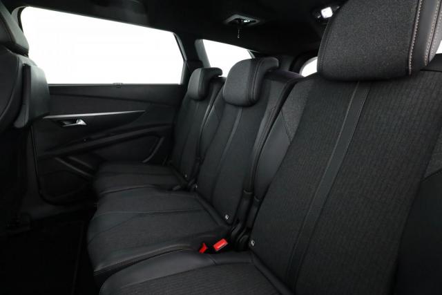Peugeot 5008 image 9