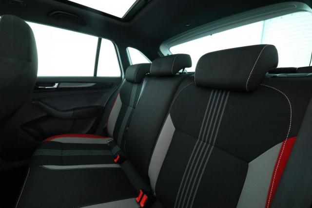 Skoda Rapid image 8