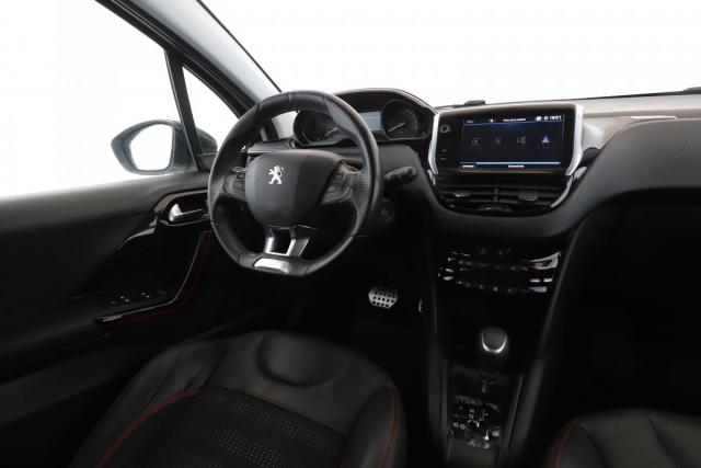 Peugeot 208 image 9