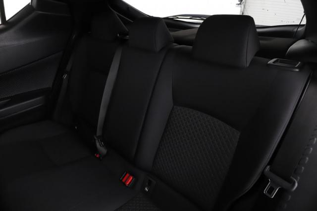 Toyota C-Hr image 3