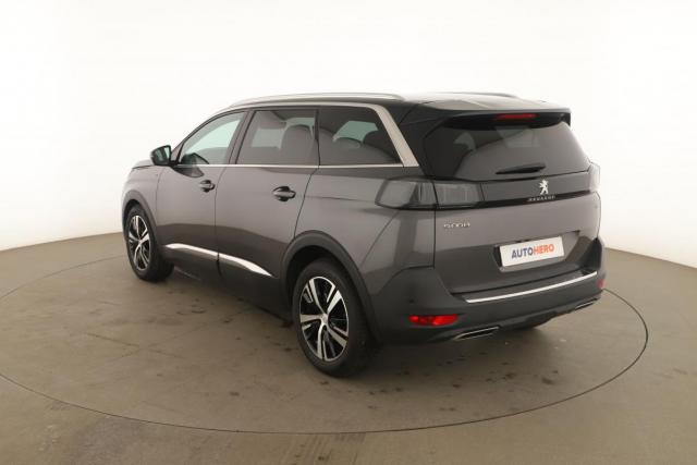 Peugeot 5008 image 2