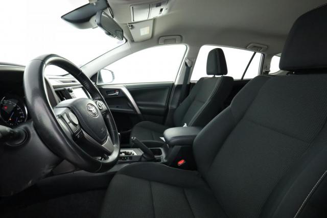 Toyota Rav4 image 9