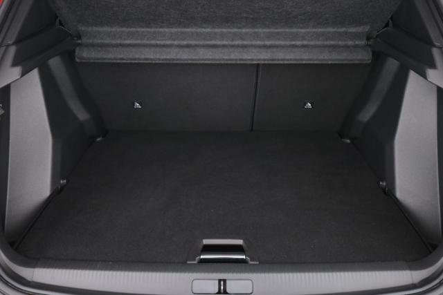 Peugeot 2008 image 7