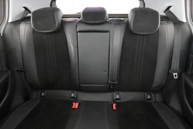 Peugeot 308 image 7