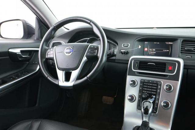 Volvo V60 image 7