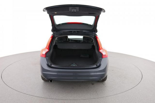 Volvo V60 image 1
