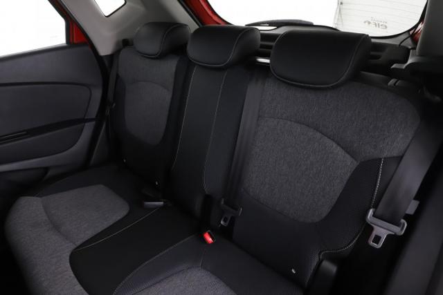 Renault Captur image 8