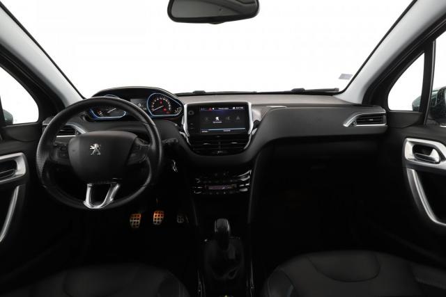 Peugeot 2008 image 9