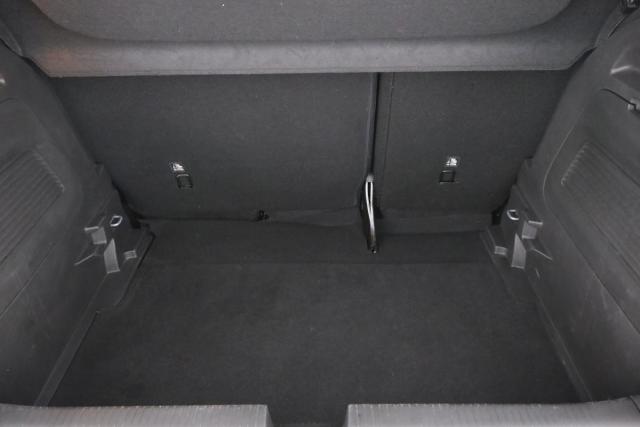Opel Crossland image 1