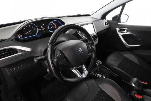 Peugeot 2008 image 4