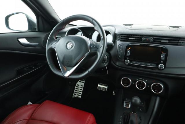 Alfa Romeo Giulietta image 1