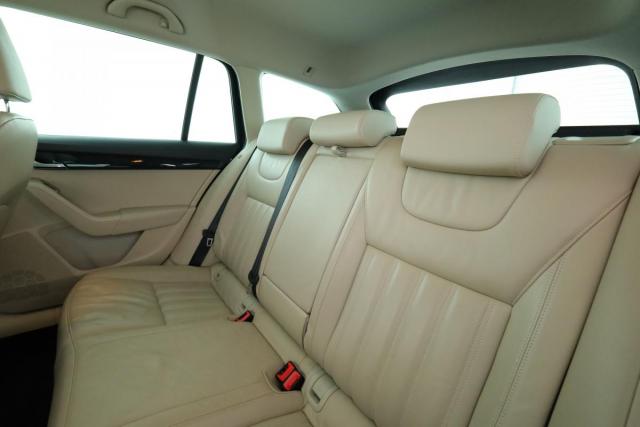 Skoda Octavia image 2