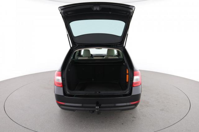 Skoda Octavia image 3