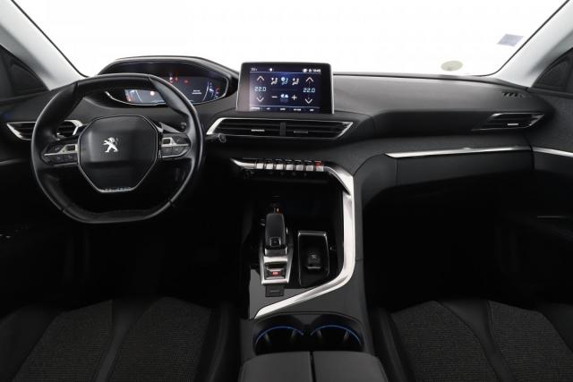Peugeot 3008 image 2