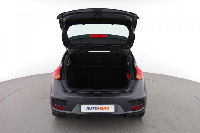 Kia Cee'D image 3