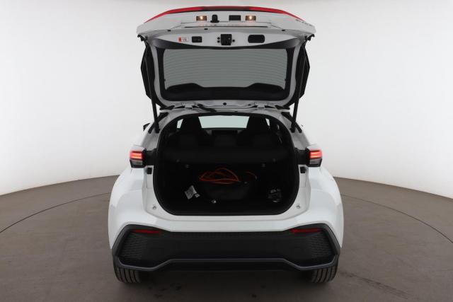 Toyota C-Hr image 3