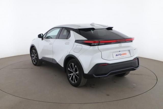 Toyota C-Hr image 1