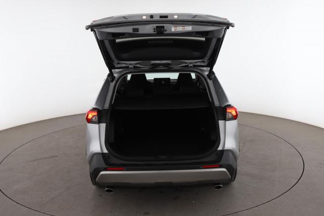 Toyota Rav4 image 7