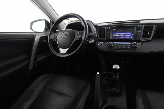 Toyota Rav4 image 9