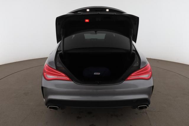 Mercedes Benz Cla image 8