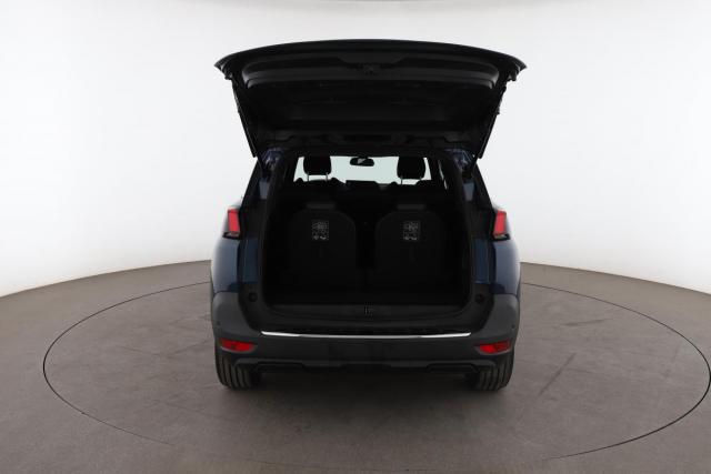 Peugeot 5008 image 2
