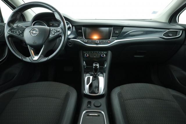 Opel Astra image 6