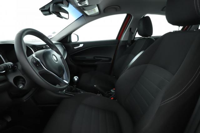 Alfa Romeo Giulietta image 4