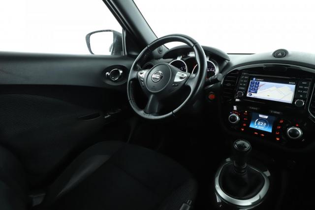 Nissan Juke image 8