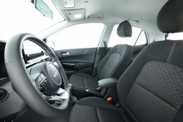 Kia Picanto image 9