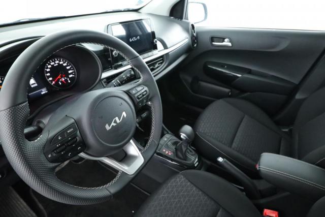 Kia Picanto image 5
