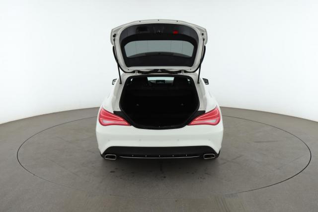 Mercedes Benz Cla Shooting Brake image 6