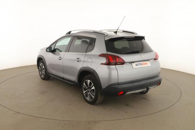 Peugeot 2008 image 8