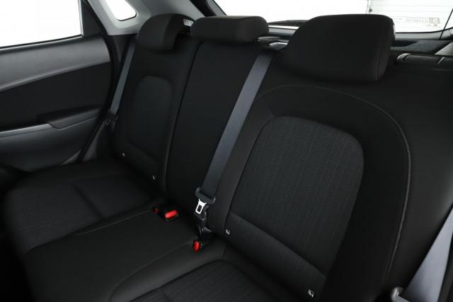 Hyundai Kona image 9