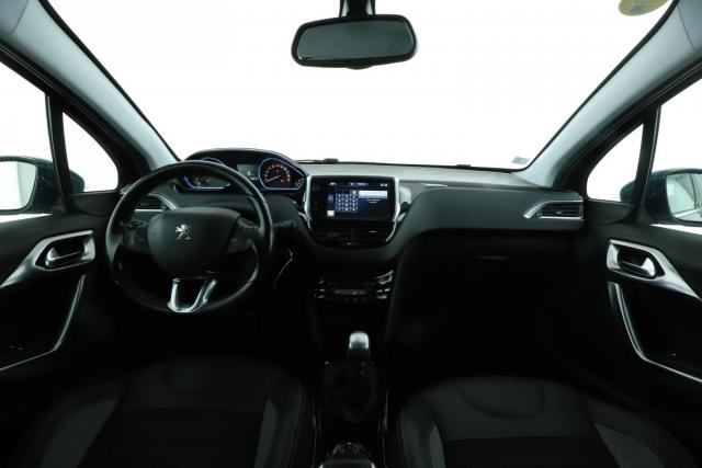 Peugeot 2008 image 6